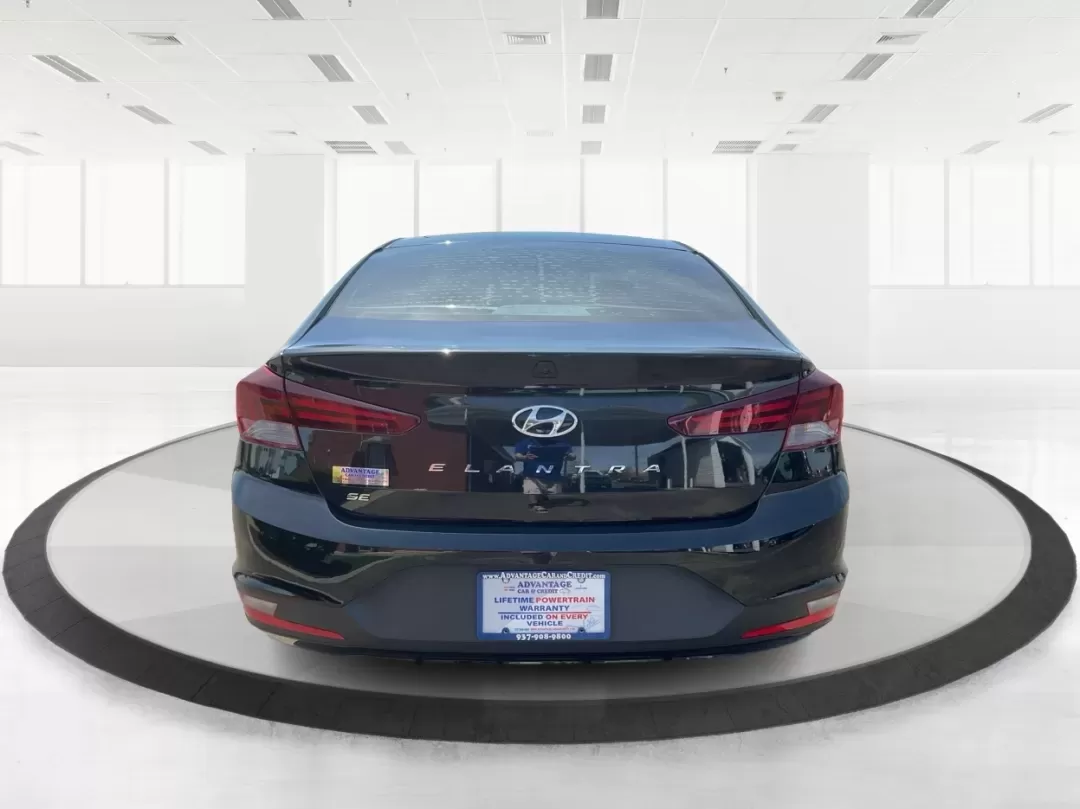 2019 Hyundai Elantra SE (5NPD74LF7KH) with an Nu 2L I-4 DOHC engine, located at 8750 N County Rd 25A, Piqua, OH, 45356, (937) 908-9800, 40.164391, -84.232513 - **Unlock Your Adventure with the 2019 Hyundai Elantra SE at Advantage Car and Credit!**<br /> <br /> Are you ready to elevate your daily commute or embark on weekend road trips in style? This 2019 Hyundai Elantra SE is the perfect blend of practicality and sophistication, making it an outstanding ch - Photo#3