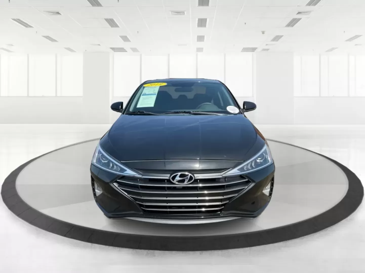 2019 Hyundai Elantra SE (5NPD74LF7KH) with an Nu 2L I-4 DOHC engine, located at 8750 N County Rd 25A, Piqua, OH, 45356, (937) 908-9800, 40.164391, -84.232513 - **Unlock Your Adventure with the 2019 Hyundai Elantra SE at Advantage Car and Credit!**<br /> <br /> Are you ready to elevate your daily commute or embark on weekend road trips in style? This 2019 Hyundai Elantra SE is the perfect blend of practicality and sophistication, making it an outstanding ch - Photo#7