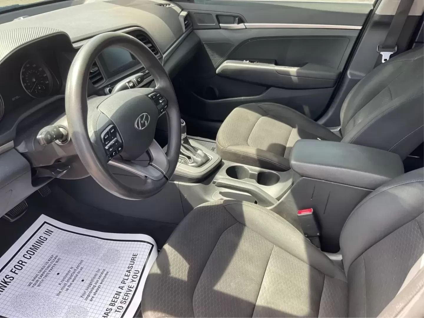 2019 Hyundai Elantra SE (5NPD74LF7KH) with an Nu 2L I-4 DOHC engine, located at 8750 N County Rd 25A, Piqua, OH, 45356, (937) 908-9800, 40.164391, -84.232513 - **Unlock Your Adventure with the 2019 Hyundai Elantra SE at Advantage Car and Credit!**<br /> <br /> Are you ready to elevate your daily commute or embark on weekend road trips in style? This 2019 Hyundai Elantra SE is the perfect blend of practicality and sophistication, making it an outstanding ch - Photo#9