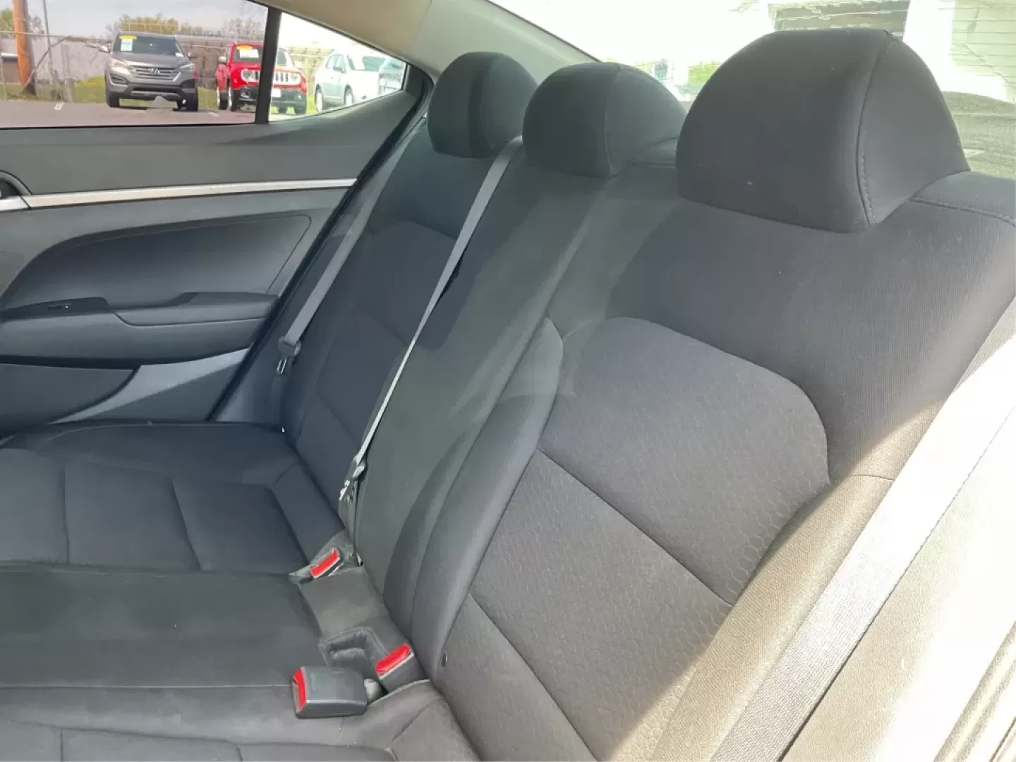 2019 Hyundai Elantra SE (5NPD74LF7KH) with an Nu 2L I-4 DOHC engine, located at 8750 N County Rd 25A, Piqua, OH, 45356, (937) 908-9800, 40.164391, -84.232513 - **Unlock Your Adventure with the 2019 Hyundai Elantra SE at Advantage Car and Credit!**<br /> <br /> Are you ready to elevate your daily commute or embark on weekend road trips in style? This 2019 Hyundai Elantra SE is the perfect blend of practicality and sophistication, making it an outstanding ch - Photo#10