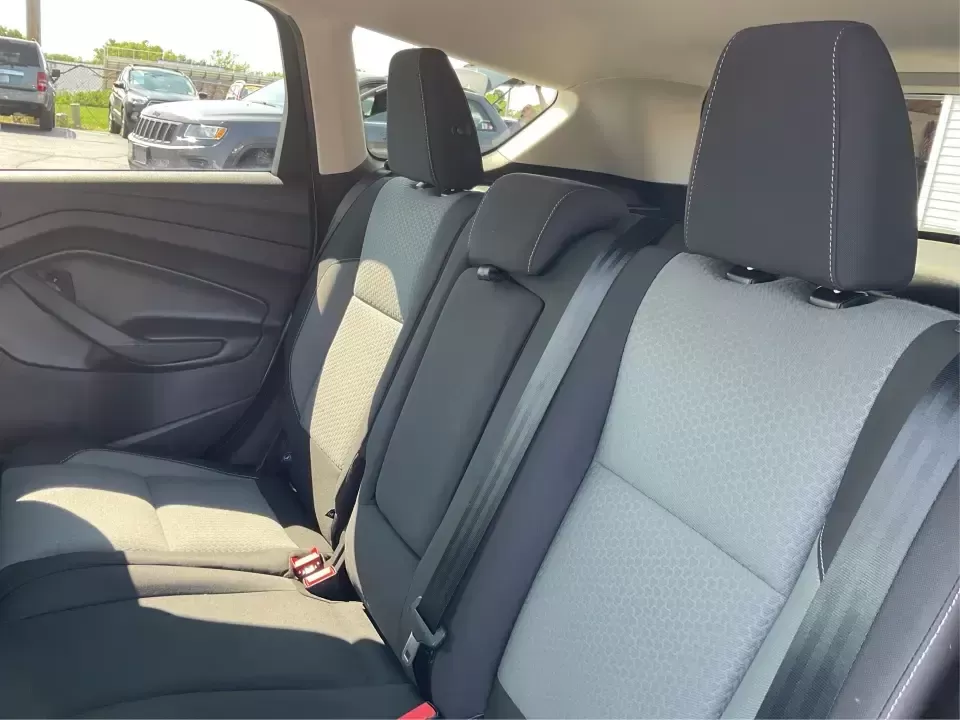 2017 Ford Escape SE (1FMCU9GD4HU) with an 1.5L L4 DOHC 16V engine, 6A transmission, located at 1184 Kauffman Ave, Fairborn, OH, 45324, (937) 908-9800, 39.807072, -84.030914 - **Adventure Awaits in This 2017 Ford Escape SE Perfect for Your Next Journey!**<br /> <br /> If you're looking for a versatile vehicle that meets the needs of an active lifestyle, the 2017 Ford Escape SE is the perfect choice for adventurous families or budget-conscious commuters. With ample room f - Photo#10