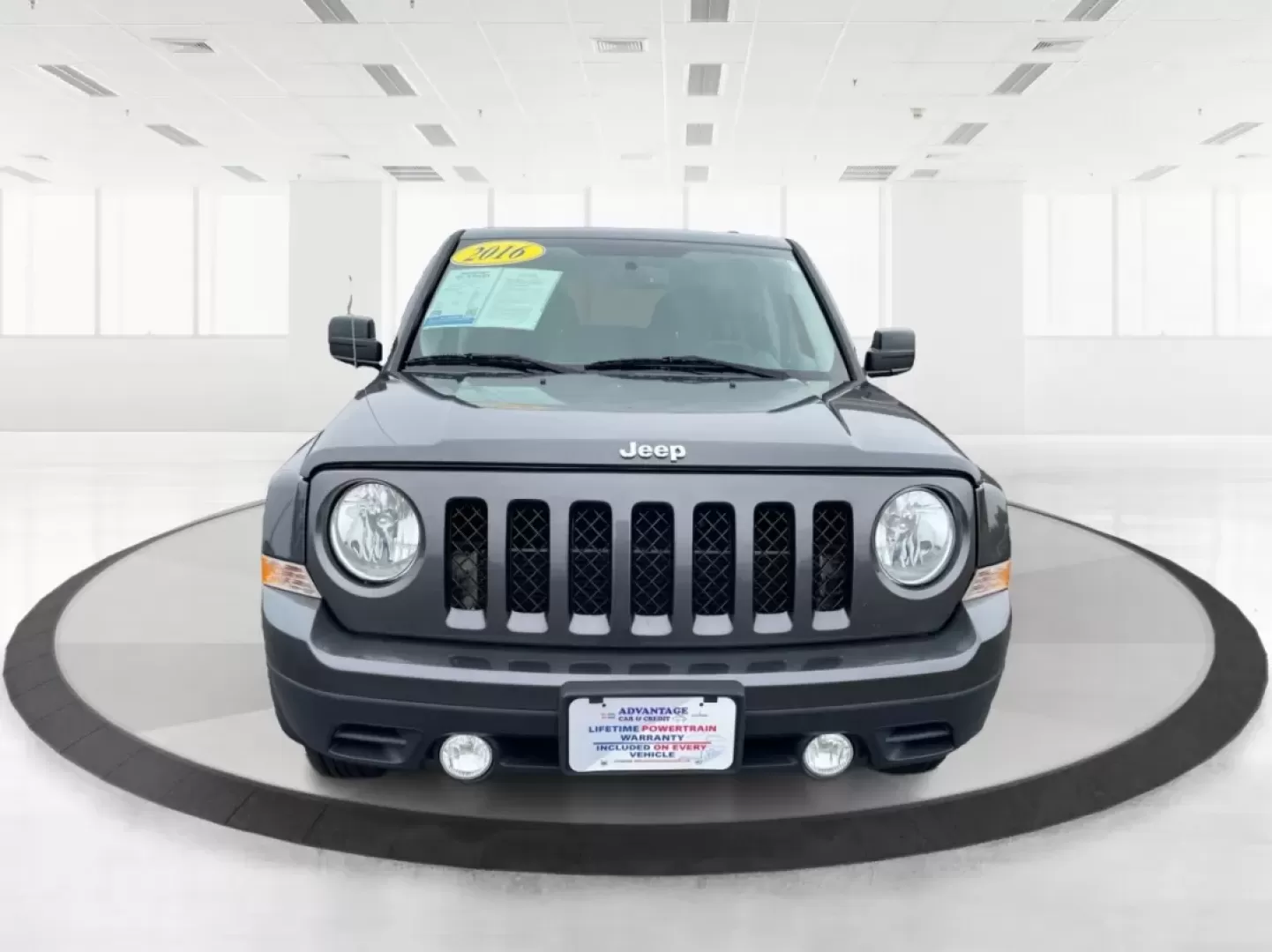2016 Jeep Patriot Sport (1C4NJPBAXGD) with an Other engine, located at 1230 East Main St, Xenia, OH, 45385, (937) 908-9800, 39.688026, -83.910172 - **Explore New Adventures with the 2016 Jeep Patriot Sport SUV at Advantage Car and Credit in Fairborn, OH!**<br /> <br /> Are you ready to elevate your lifestyle with a vehicle that complements your adventurous spirit? Whether you're navigating the bustling streets of Fairborn or hitting the trails - Photo#7