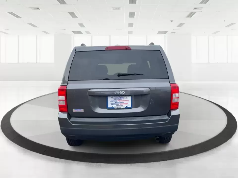 2016 Jeep Patriot Sport (1C4NJPBAXGD) with an 2.0L L4 DOHC 16V engine, Automatic transmission, located at 1184 Kauffman Ave, Fairborn, OH, 45324, (937) 908-9800, 39.807072, -84.030914 - **Explore New Adventures with the 2016 Jeep Patriot Sport SUV at Advantage Car and Credit in Fairborn, OH!**<br /> <br /> Are you ready to elevate your lifestyle with a vehicle that complements your adventurous spirit? Whether you're navigating the bustling streets of Fairborn or hitting the trails - Photo#3