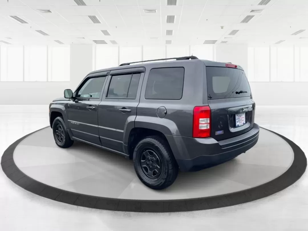2016 Jeep Patriot Sport (1C4NJPBAXGD) with an Other engine, located at 880 E. National Road, Vandalia, OH, 45377, (937) 908-9800, 39.891918, -84.183594 - **Explore New Adventures with the 2016 Jeep Patriot Sport SUV at Advantage Car and Credit in Fairborn, OH!**<br /> <br /> Are you ready to elevate your lifestyle with a vehicle that complements your adventurous spirit? Whether you're navigating the bustling streets of Fairborn or hitting the trails - Photo#4
