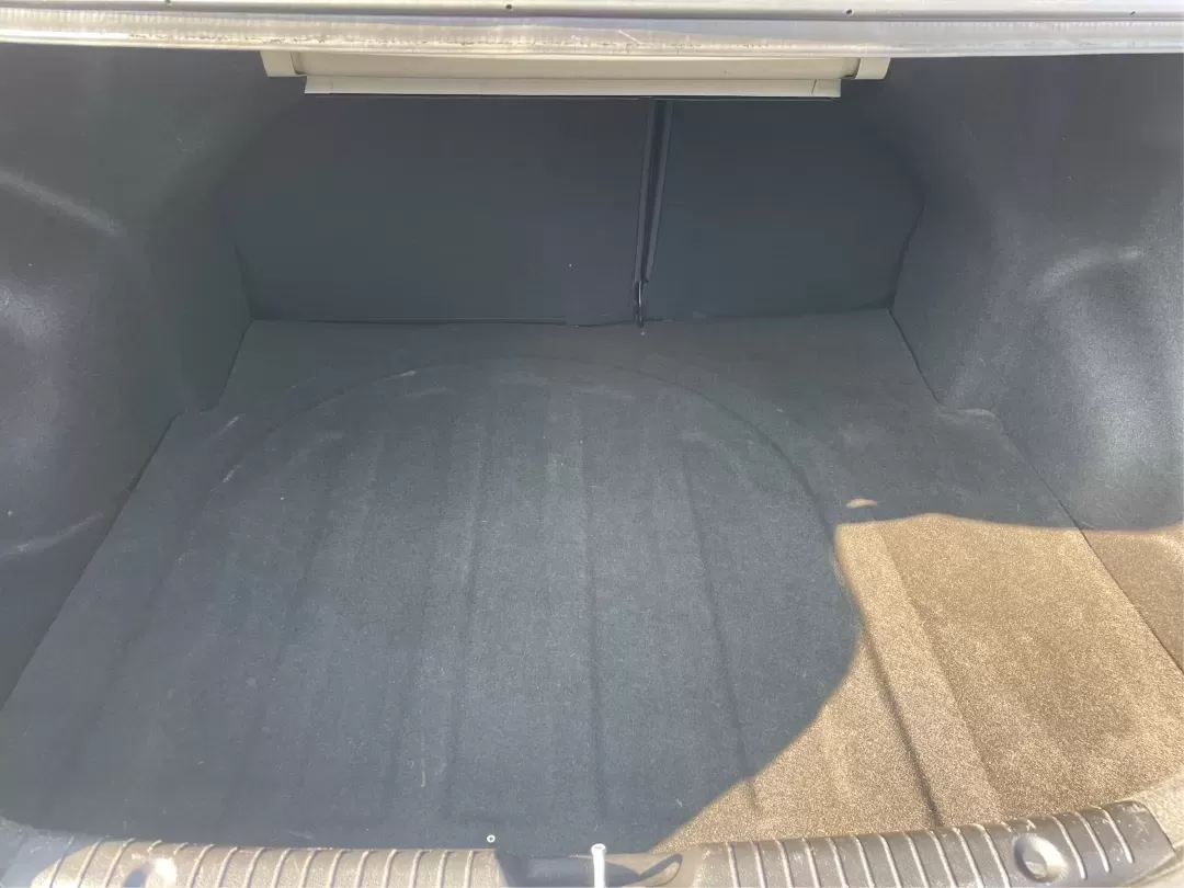 2017 Hyundai Accent SE 4-Door 6A (KMHCT4AE7HU) with an 1.6L L4 DOHC 16V engine, 6-Speed Automatic transmission, located at 1099 N County Rd 25A , Troy, OH, 45373, (937) 908-9800, 40.057079, -84.212883 - Are you searching for a reliable, budget-friendly vehicle that accommodates your busy lifestyle? Look no further than Advantage Car and Credit in Fairborn, OH! We specialize in providing top-notch used vehicles with flexible financing options tailored to fit your needs. Our 2017 Hyundai Accent SE is - Photo#12