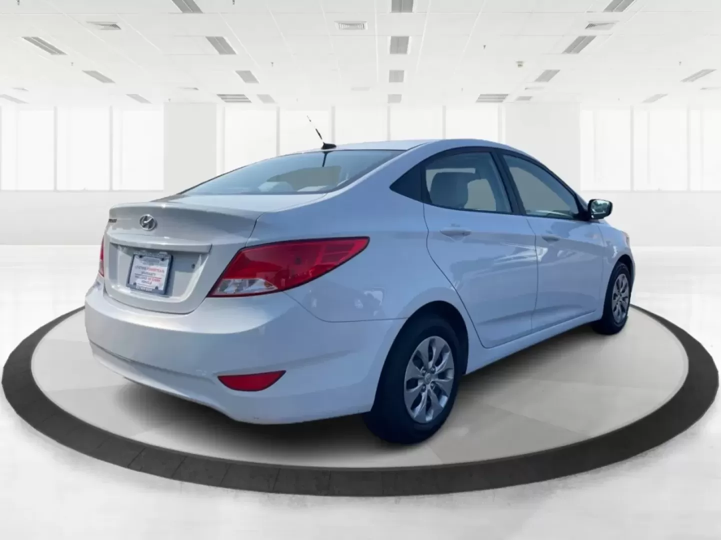 2017 Hyundai Accent SE 4-Door 6A (KMHCT4AE7HU) with an 1.6L L4 DOHC 16V engine, 6-Speed Automatic transmission, located at 8750 N County Rd 25A, Piqua, OH, 45356, (937) 908-9800, 40.164391, -84.232513 - Are you searching for a reliable, budget-friendly vehicle that accommodates your busy lifestyle? Look no further than Advantage Car and Credit in Fairborn, OH! We specialize in providing top-notch used vehicles with flexible financing options tailored to fit your needs. Our 2017 Hyundai Accent SE is - Photo#2