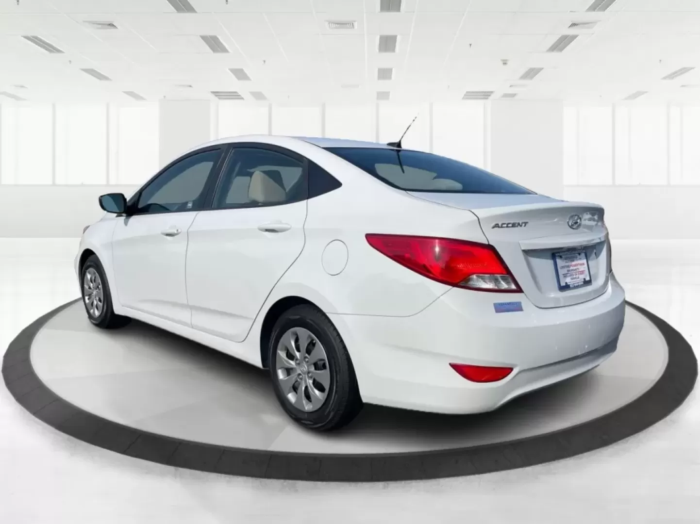 2017 Hyundai Accent SE 4-Door 6A (KMHCT4AE7HU) with an 1.6L L4 DOHC 16V engine, 6-Speed Automatic transmission, located at 8750 N County Rd 25A, Piqua, OH, 45356, (937) 908-9800, 40.164391, -84.232513 - Are you searching for a reliable, budget-friendly vehicle that accommodates your busy lifestyle? Look no further than Advantage Car and Credit in Fairborn, OH! We specialize in providing top-notch used vehicles with flexible financing options tailored to fit your needs. Our 2017 Hyundai Accent SE is - Photo#4