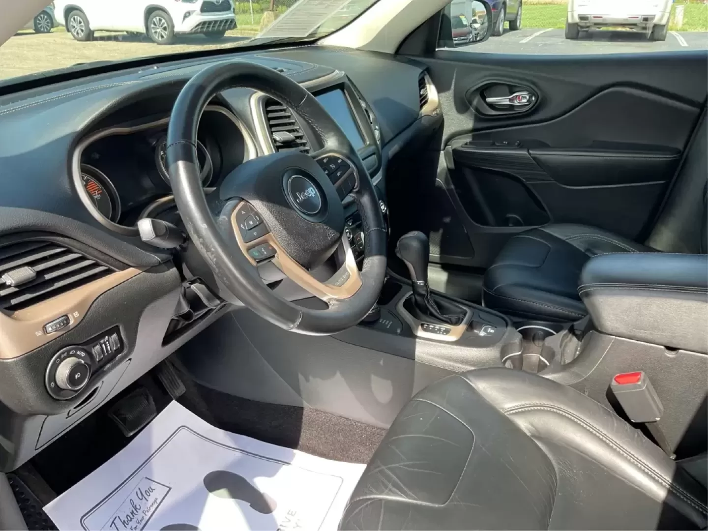 2017 Jeep Cherokee Limited 4x4 (1C4PJMDB5HW) with an Other engine, located at 401 Woodman Dr, Riverside, OH, 45431, (937) 908-9800, 39.760899, -84.123421 - **Adventure Awaits with the 2017 Jeep Cherokee Limited 4x4: Your Perfect Family Crossover!**<br /> <br /> Discover the ultimate blend of style, comfort, and performance with the 2017 Jeep Cherokee Limited 4x4, available now at Advantage Car and Credit in Fairborn, OH. This vehicle is designed for th - Photo#9