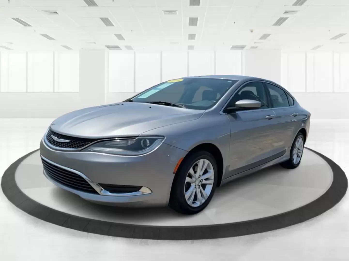 2016 Chrysler 200 Limited (1C3CCCABXGN) with an 2.4L L4 DOHC 16V engine, 9-Speed Automatic transmission, located at 1230 East Main St, Xenia, OH, 45385, (937) 908-9800, 39.688026, -83.910172 - Are you in the market for a reliable sedan that effortlessly combines comfort, style, and functionality? Look no further than this 2016 Chrysler 200 Limited, available now at Advantage Car and Credit in Fairborn, OH. Perfect for budget-conscious buyers, this sedan is a fantastic choice for daily com - Photo#8