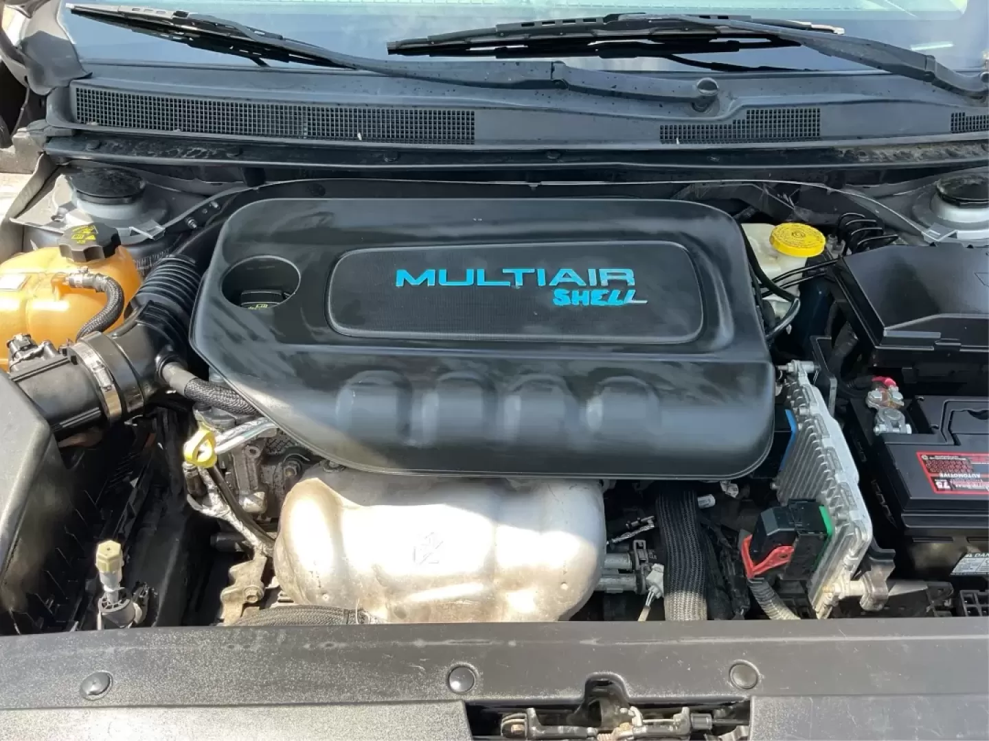 2016 Chrysler 200 Limited (1C3CCCABXGN) with an 2.4L L4 DOHC 16V engine, 9-Speed Automatic transmission, located at 1230 East Main St, Xenia, OH, 45385, (937) 908-9800, 39.688026, -83.910172 - Are you in the market for a reliable sedan that effortlessly combines comfort, style, and functionality? Look no further than this 2016 Chrysler 200 Limited, available now at Advantage Car and Credit in Fairborn, OH. Perfect for budget-conscious buyers, this sedan is a fantastic choice for daily com - Photo#11