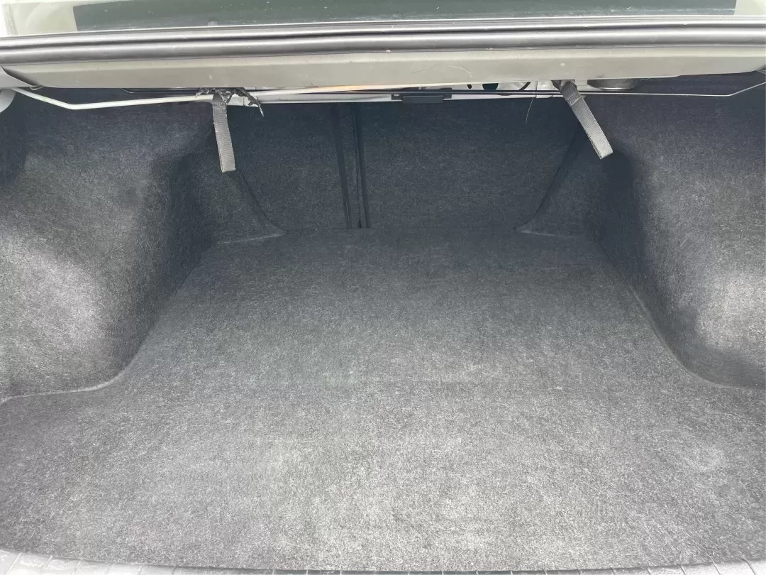 2013 Nissan Altima 2.5 S (1N4AL3APXDC) with an 2.5L I-4 DOHC engine, located at 1230 East Main St, Xenia, OH, 45385, (937) 908-9800, 39.688026, -83.910172 - **Experience the Ultimate Blend of Comfort and Reliability with the 2013 Nissan Altima 2.5 S Perfect for Your Lifestyle!**<br /> <br /> Are you in search of a vehicle that effortlessly balances daily commuting and weekend getaways? Look no further than this stunning 2013 Nissan Altima 2.5 S, now av - Photo#12