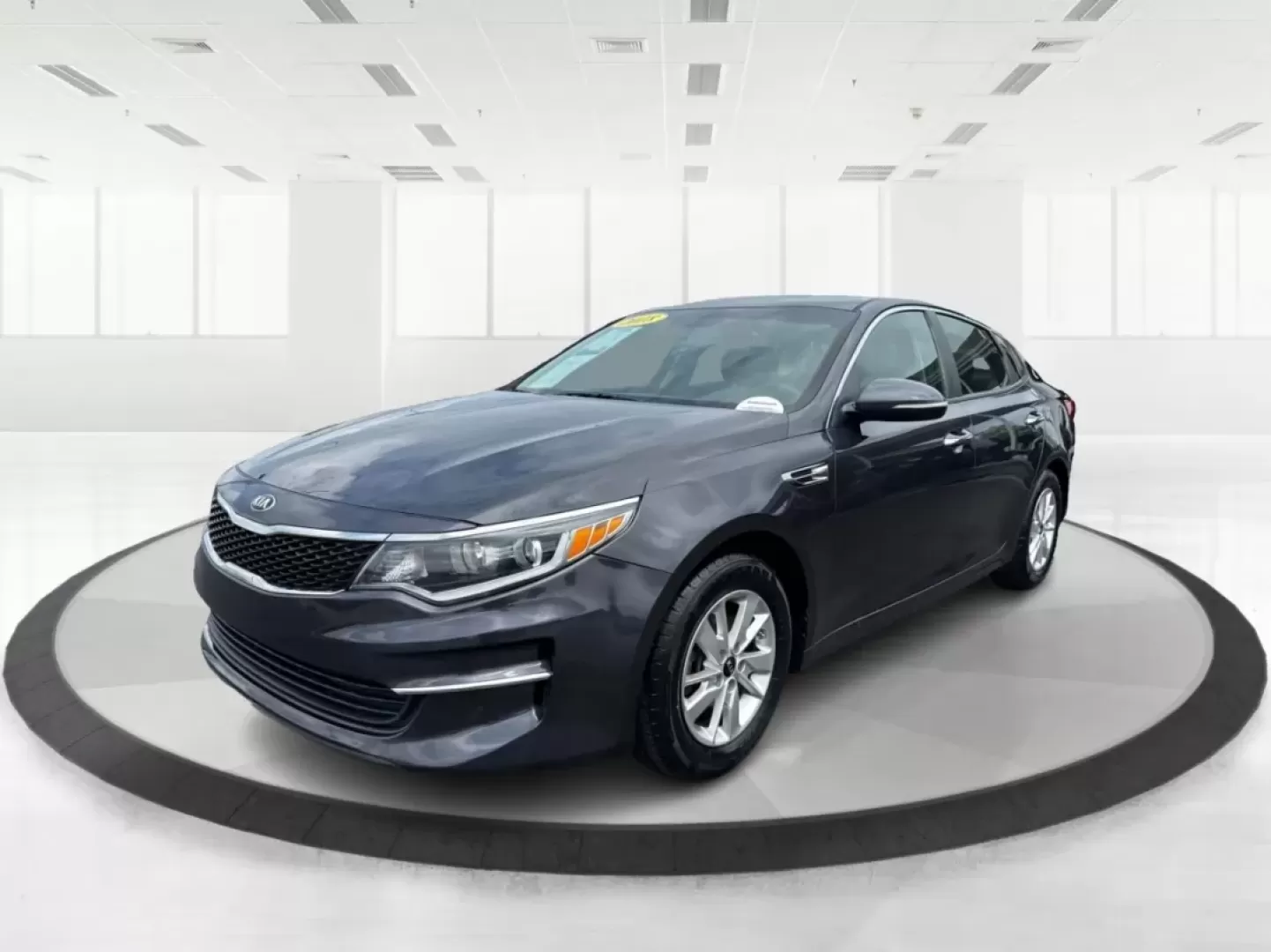 2018 Kia Optima LX (KNAGT4L33J5) with an Theta II 2.4L I-4 gasoline direct injection engine, located at 1099 N County Rd 25A , Troy, OH, 45373, (937) 908-9800, 40.057079, -84.212883 - **Experience the Perfect Blend of Style and Comfort with the 2018 Kia Optima LX at Advantage Car and Credit!**<br /> <br /> Are you searching for a reliable sedan that fits seamlessly into your busy lifestyle? Look no further! The 2018 Kia Optima LX is not just a means of transportation; it's your p - Photo#8