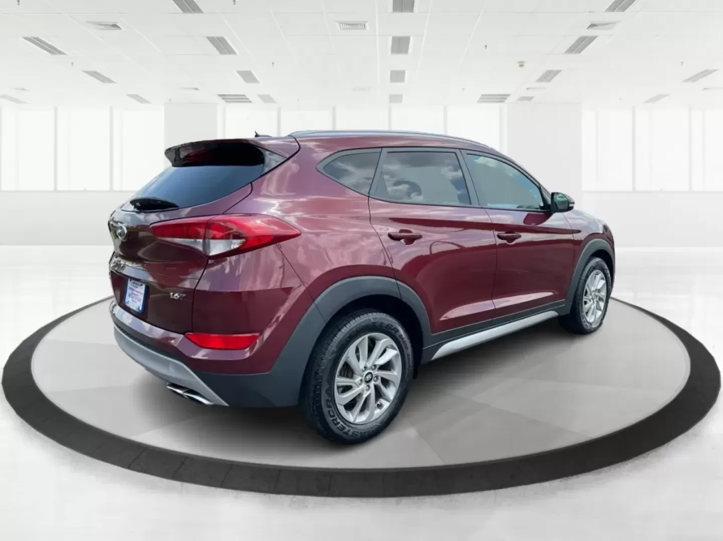2017 Hyundai Tucson Eco (KM8J33A24HU) with an 1.6L I-4 gasoline direct injection engine, located at 1099 N County Rd 25A , Troy, OH, 45373, (937) 908-9800, 40.057079, -84.212883 - ### Discover the Perfect SUV for Your Adventures: 2017 Hyundai Tucson Eco at Advantage Car and Credit<br /> <br /> Are you searching for a reliable SUV that fits seamlessly into your active lifestyle? Look no further! The 2017 Hyundai Tucson Eco is the perfect companion for weekend adventures, daily - Photo#2
