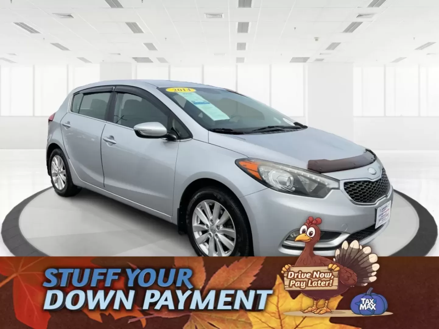 2014 Kia Forte EX (KNAFX5A88E5) with an 2L I-4 gasoline direct injection engine, located at 4508 South Dixie Dr, Moraine, OH, 45439, (937) 908-9800, 39.689976, -84.218452 - **Discover Your Next Adventure with the 2014 Kia Forte EX at Advantage Car and Credit!**<br /> <br /> Are you ready to elevate your daily commute or embark on weekend adventures? The 2014 Kia Forte EX is the perfect companion, whether you're navigating the bustling streets of Fairborn, OH, or hittin - Photo#0