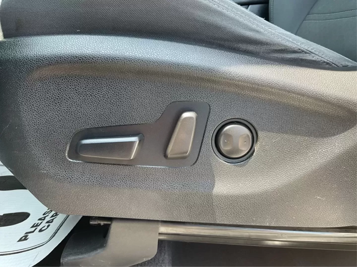 2016 Kia Sorento 2.4L LX (5XYPGDA34GG) with an 2.4L I-4 gasoline direct injection engine, located at 401 Woodman Dr, Riverside, OH, 45431, (937) 908-9800, 39.760899, -84.123421 - **Adventure Awaits: Drive Home This 2016 Kia Sorento from Advantage Car and Credit!**<br /> <br /> Are you searching for the perfect vehicle that effortlessly combines style, comfort, and the ability to tackle any adventure? Look no further than this stunning **2016 Kia Sorento 2.4L LX**! Whether yo - Photo#17