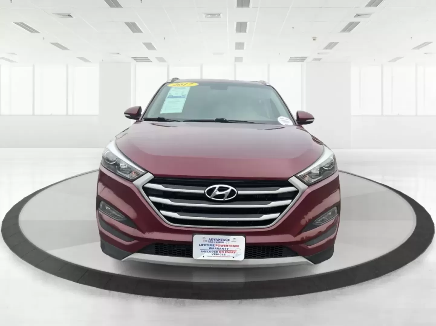 2017 Hyundai Tucson Sport (KM8J3CA29HU) with an 1.6L I-4 gasoline direct injection engine, located at 1951 S Dayton Lakeview Rd., New Carlisle, OH, 45344, (937) 908-9800, 39.890999, -84.050255 - **Discover Adventure in the 2017 Hyundai Tucson: Your Ideal SUV for Every Journey!**<br /> <br /> Are you ready to elevate your driving experience? The 2017 Hyundai Tucson in striking Ruby Wine is here, tailored for those who crave versatility and reliability in their daily adventures. Whether you'r - Photo#7